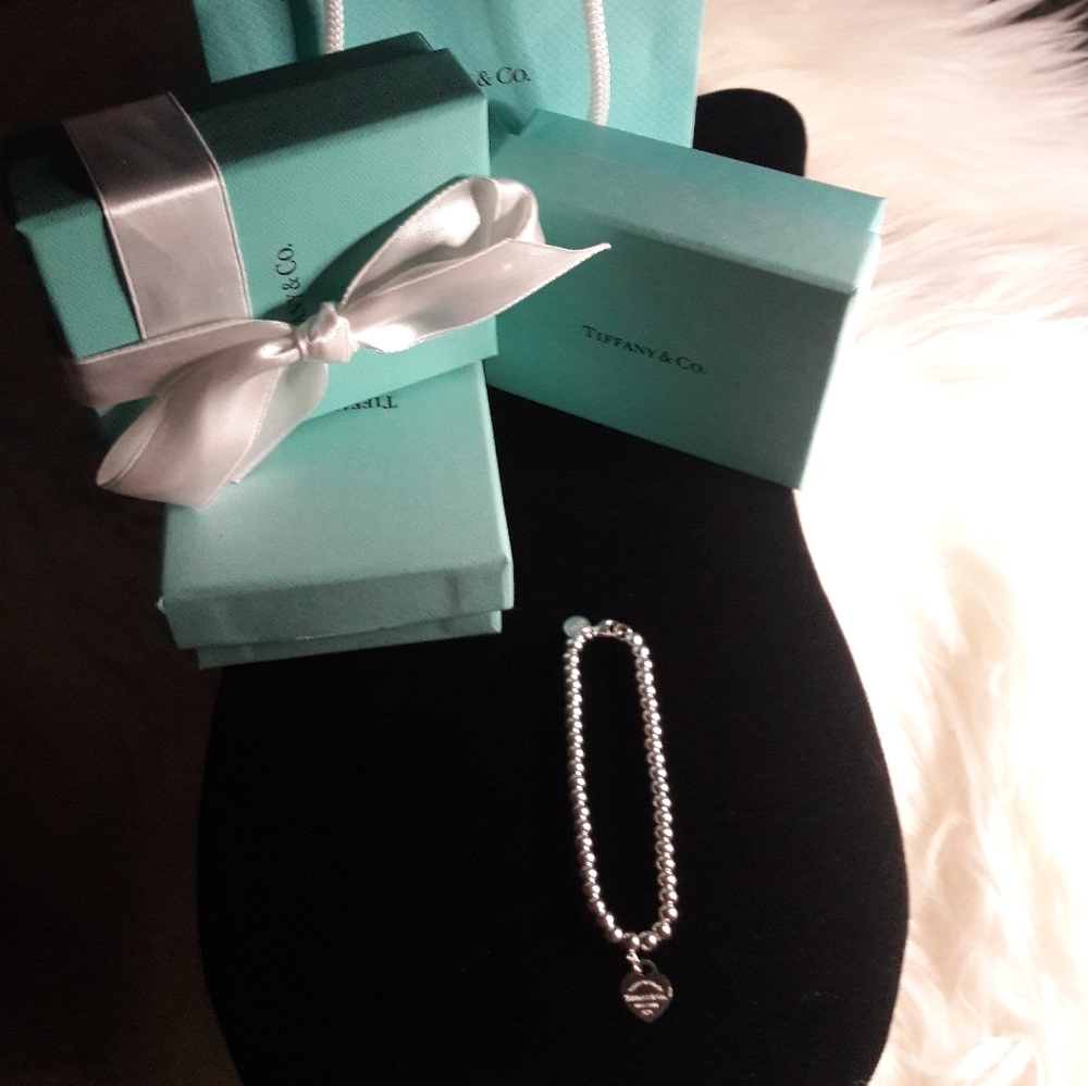Tiffany beaded mini heart charm bracelet